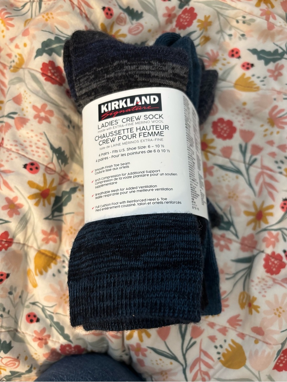 Kirkland Signature Women's Crew Socks - Dark Navy & Heathered Blue (4-Pack)
